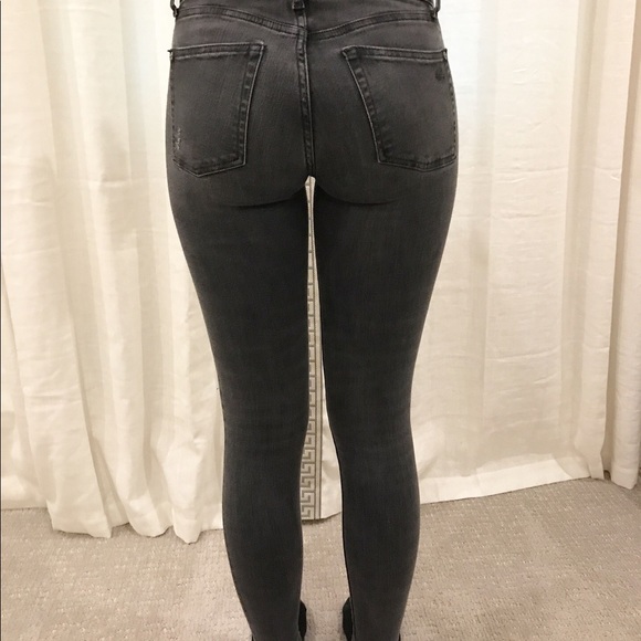 Jeans - Picture 1 of 2
